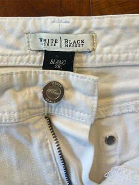 White House Black Market White Denim Jeans 2R